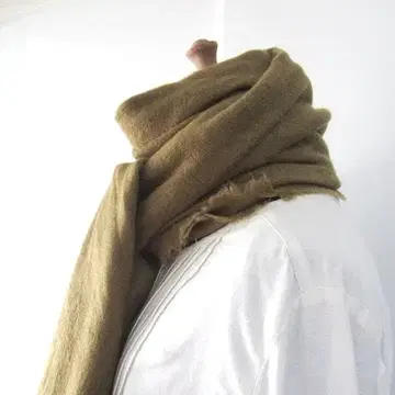 새상품급 캐시미어 울? 대형 스톨 카키