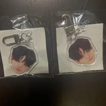 treasure 얼굴 아크릴 키링 요시