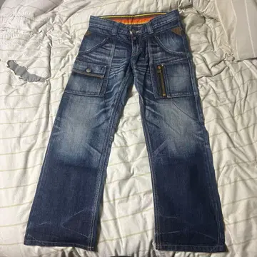 EDWIN 블루 트립 스트레이트 데님 블루