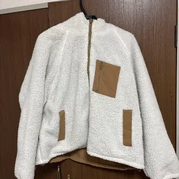 화이트 플리스 집업 자켓 리버서블