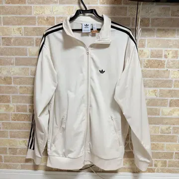 adidas 베켄바우어 트랙 자켓 IX6436 클리닝 완료