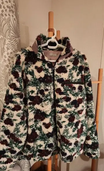 SWEET FARM 카모플라쥬 보아 자켓