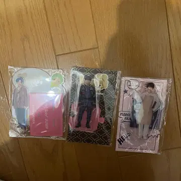 치넨 유리 아크릴 스탠드 세트