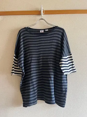 [ Robert.P ] 네이비와 화이트 스트라이프 원피스