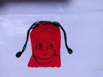 [ 레어! ] 웃음 주머니 빨간색 DAISO (다이소)