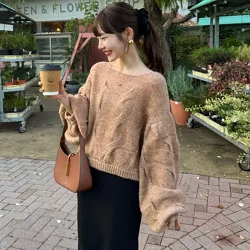 hinari 라메 니트