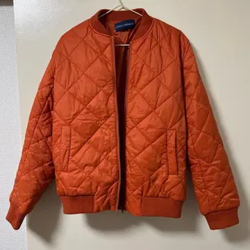 오렌지 퀼팅 자켓 어반 리서치