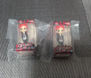 Qposket 빨간 머리 피규어 2체 세트