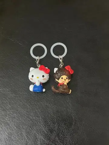 몬치치 헬로키티 메지루시 액세서리 2개 세트