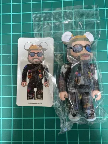 새상품 시리즈 51 BE@RBRICK 베어브릭 시크릿