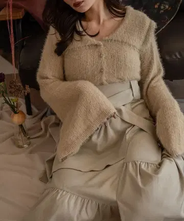 mideal 플레어 쓰리 라메 샤기 상의