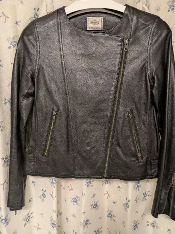 비밍 블랙 가죽 라이더 자켓