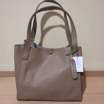 MUZICA 베이지 핸드백 소가죽