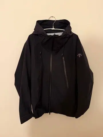 데상트 얼터레인 클레어 2025 모델 DESCENTE M