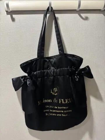 메종 드 플뢰르 토트백