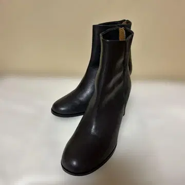 [새상품급] tsumori chisato WALK 숏부츠 23cm