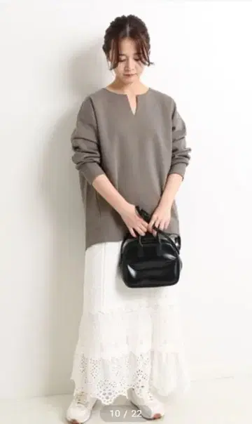 슬로브 이에나 트레이닝복 V넥 차콜 그레이