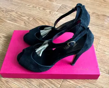 MAGOBLAN / 마고블랑 펌프스 / 23~23.5cm 하이힐