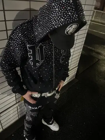 pain love 큐빅 더블 지퍼 후디