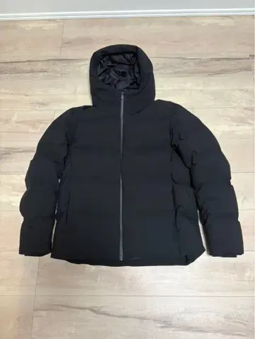 UNIQLO 심리스 다운 파카