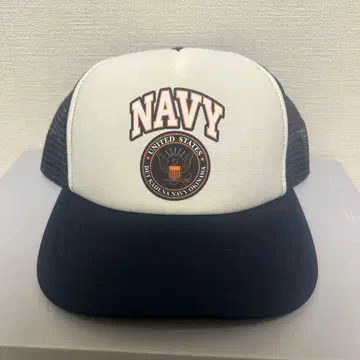 네이비 트래커 캡 화이트/네이비