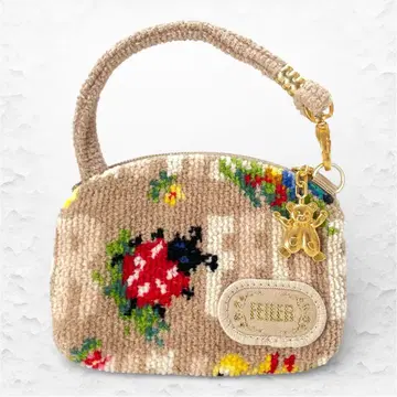 [새상품급] 페이러 근택 레이스 콜라보 사이드 파우치 하이디