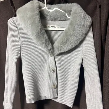 LILY BROWN CANDY STOCK 퍼 카라 니트 가디건