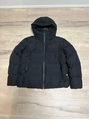 UNIQLO 심리스 다운 파카