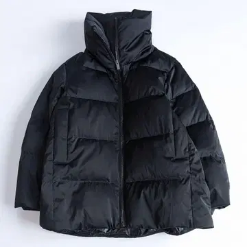 새상품급 유니클로+J 다운 볼륨 자켓 S 블랙 질 샌더 콜라보