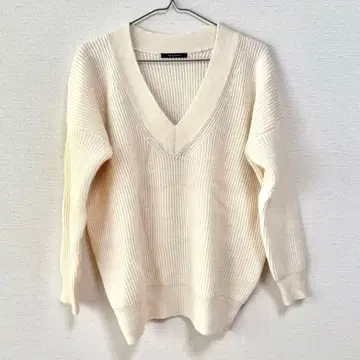 MACPHEE 울 알파카 V넥 니트 아이보리