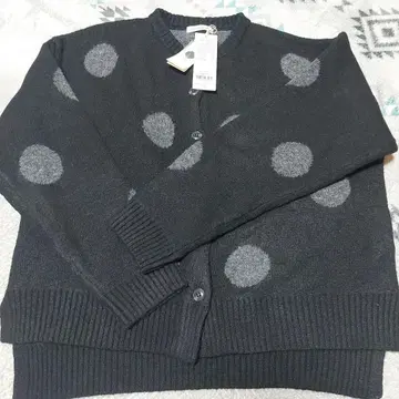 cloudnine 도트 무늬 블랙 가디건