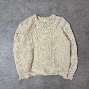 케이블 니트 퐁퐁 입체 편직 울 100% M~L 캐주얼