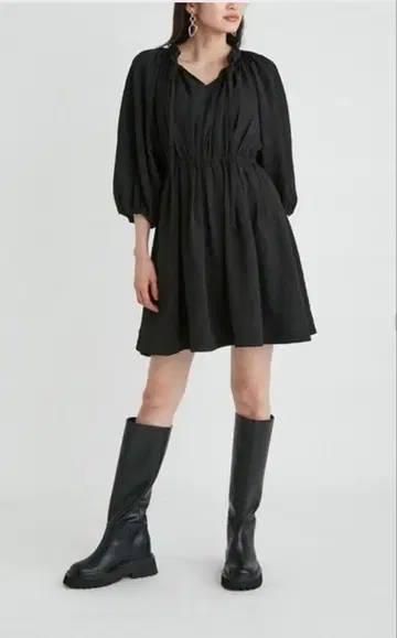 Mila Owen 볼륨 슬리브 튜닉