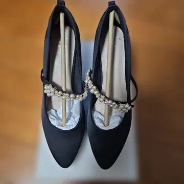 RANDA 블랙 하이힐 7cm 벨트 포함