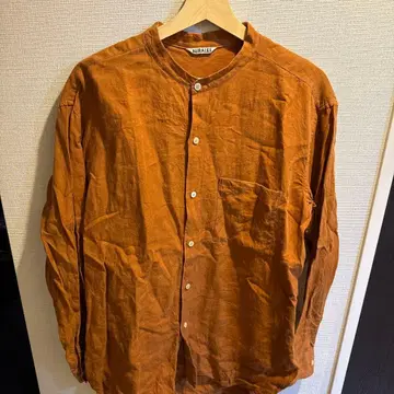 AURALEE 오렌지 긴팔 셔츠 노카라