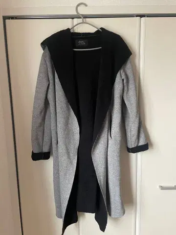 차오패닉 코디건 보아 코트