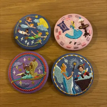 디즈니 자수 핀 배지 4개 세트