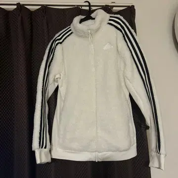 adidas 화이트 플리스 세트