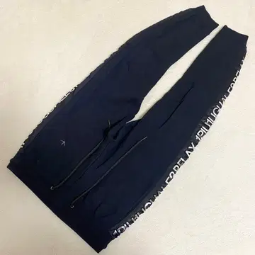 새상품급 1PIU1UGUALE3 사이드 로고 맨투맨 팬츠 M