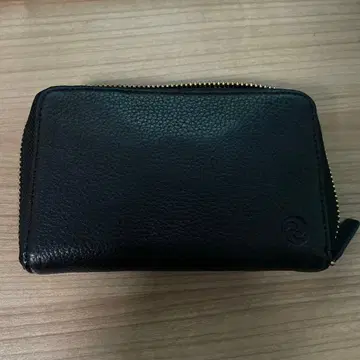 블랙 가죽 장지갑 칸다묘진
