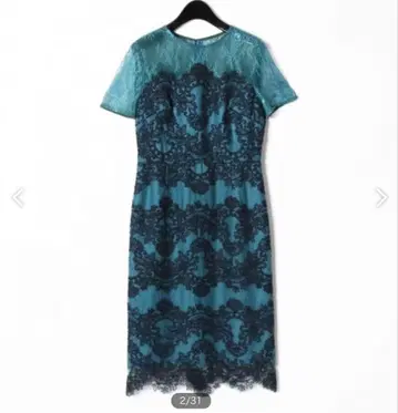 그레이스 콘티넨탈 오너먼트 타이트 원피스