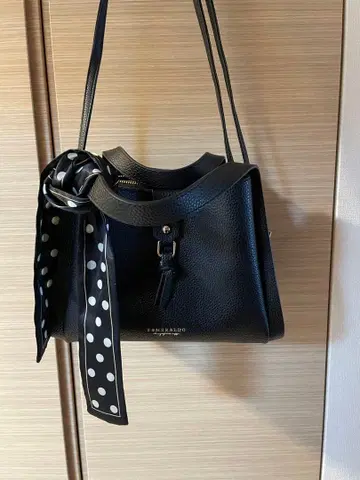 [ ESMERALDO ] 도트 무늬 리본 포함 숄더백