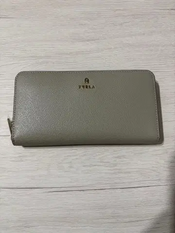 FURLA 그레이 가죽 장지갑