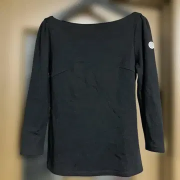 BORDERS at BALCONY 상의