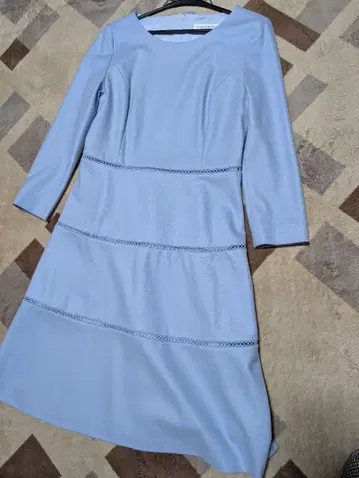 라이트 블루 긴팔 무릎 기장 원피스 사이즈 36