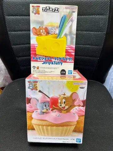 톰과 제리 피규어 2개 세트 미사용