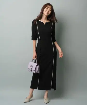 저스길리티 배색 I라인 원피스
