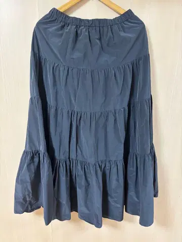 스픽 & 스팬 다크 그레이 플레어 스커트 사이즈 38