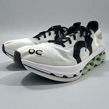 컨디션 최상 on 클라우드붐 에코 23cm 상당 스니커즈 화이트 통굽
