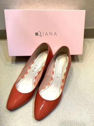 다이애나 핑크 하이힐 펌프스